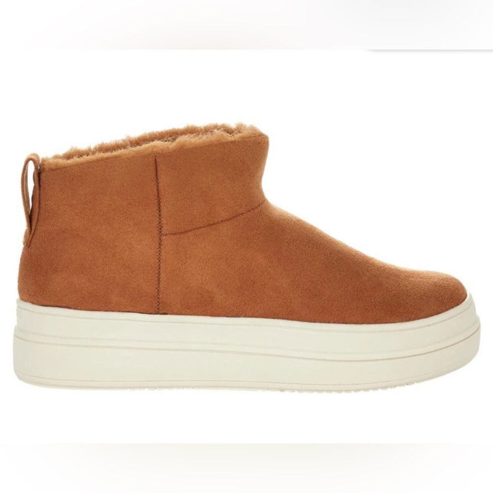 Urban Sport by J/Slides Nicely Tan Faux Suede Pull On Ankle Booties 8.5 NWT